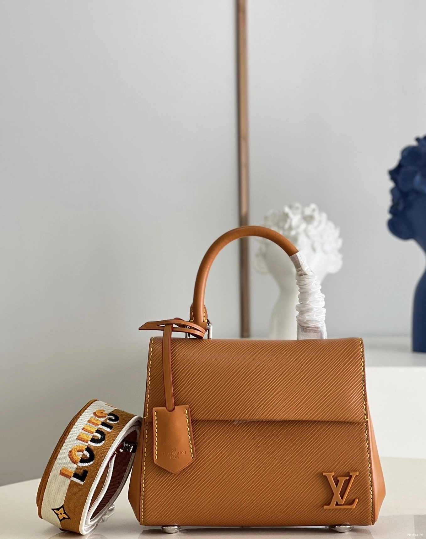 WIS CHANELUNY VUITTON LOUIS MINI 0315